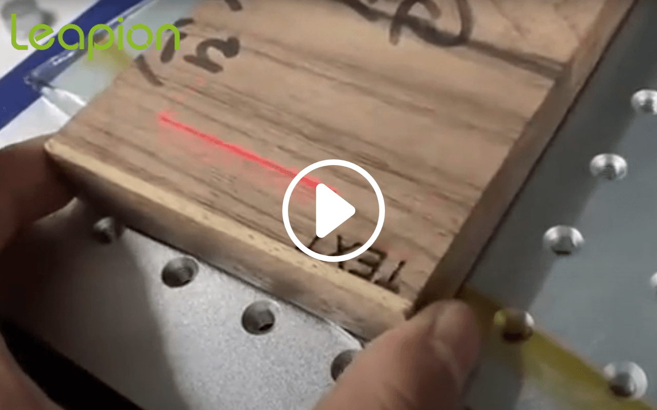 Cómo el la maquina laser graba madera con alta precisión